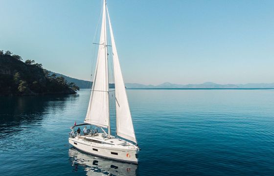 Bavaria C42 Nomad