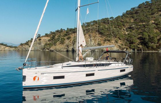 Bavaria C42 Nomad