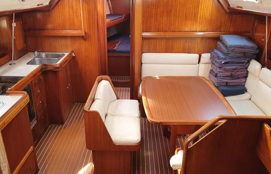 Bavaria 47 Achilleas 2
