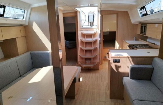 Bavaria C42 Val