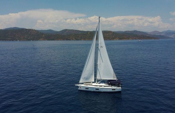 Bavaria C42 Selene