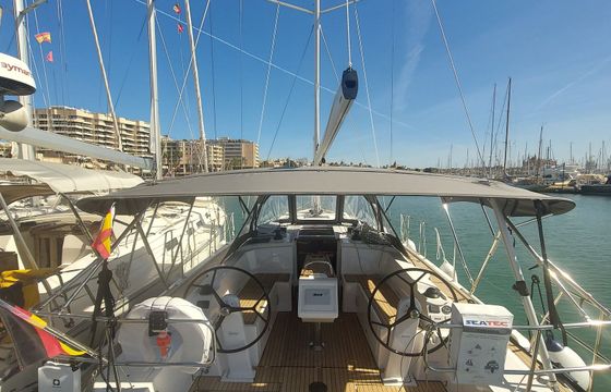 Bavaria C38 Levante