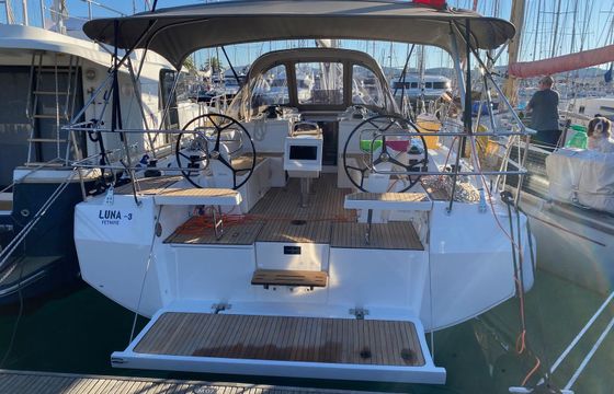 Bavaria C38 Luna 3