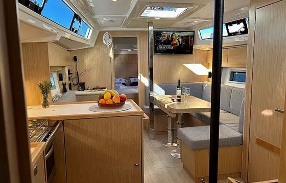 Bavaria C38 Asterix