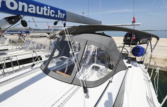 Bavaria C38 Blue Note