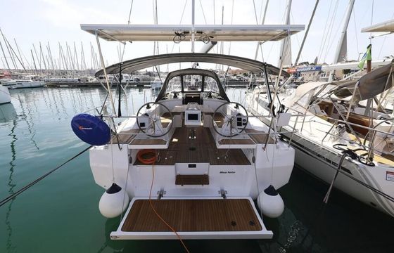 Bavaria C38 Blue Note