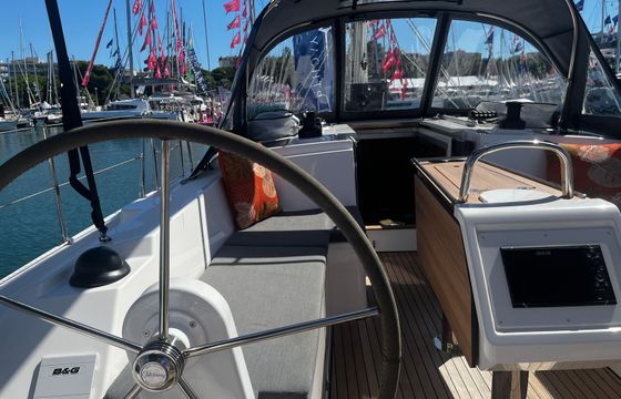Bavaria C38 Simea
