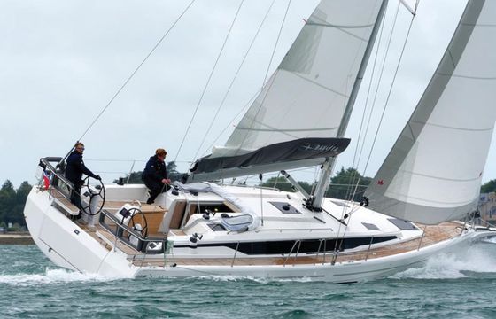 Bavaria C42 7 Iles