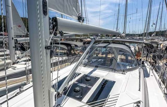 Bavaria C46 Naos