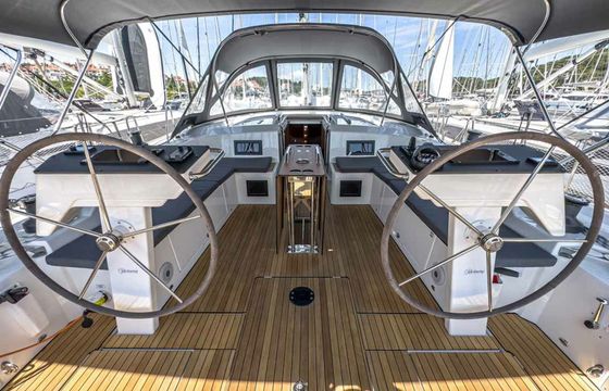 Bavaria C46 Naos