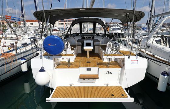 Bavaria C38 Lea