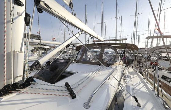 Bavaria C38 Amore