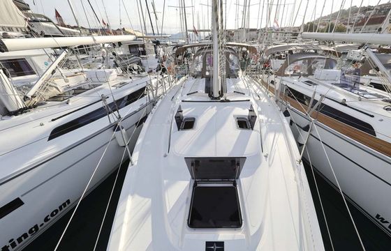 Bavaria C38 Amore