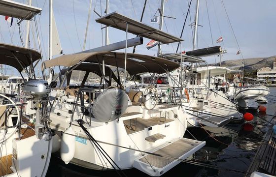 Bavaria C38 Amore