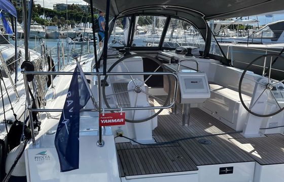 Bavaria C38 Black Pearl