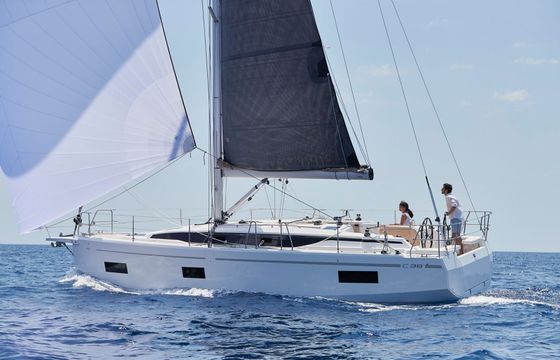 Bavaria C38 Elaia
