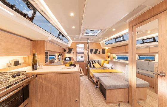 Bavaria C38 Elaia