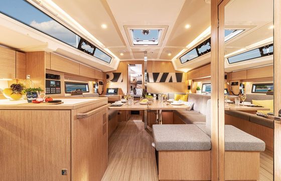 Bavaria C38 Elaia