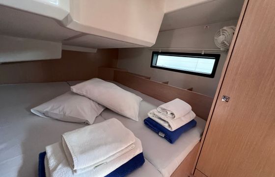 Bavaria C42 Kaze Maru