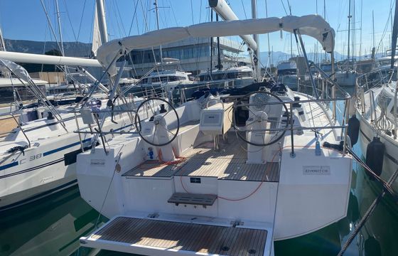 Bavaria C38 Pomena