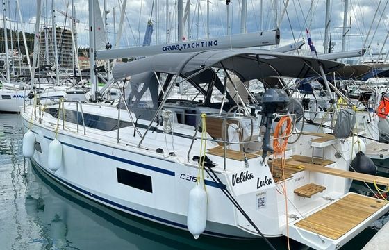Bavaria C38 Velika Luka