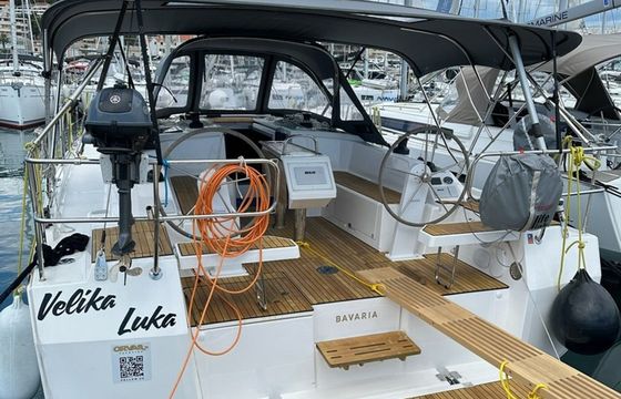 Bavaria C38 Velika Luka
