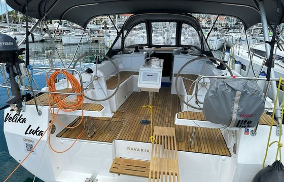 Bavaria C38 Velika Luka