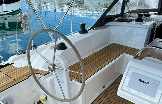 Bavaria C38 Velika Luka