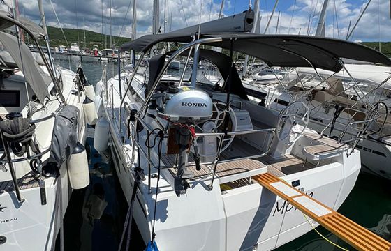Bavaria C38 Moya