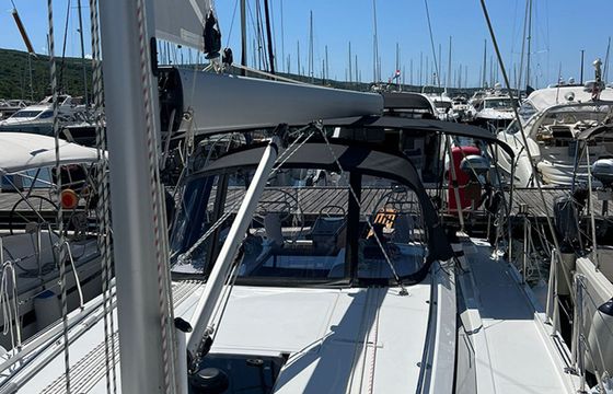 Bavaria C38 Moya