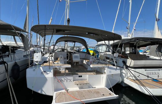 Bavaria C42 Onyx