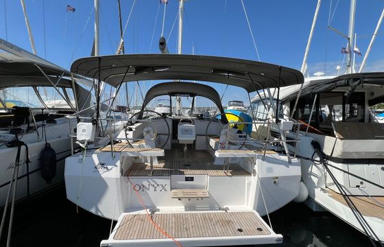 Bavaria C42 Onyx