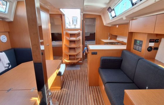 Bavaria C38 Papagena