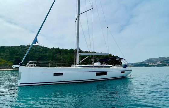 Bavaria C57 Blue Beyond