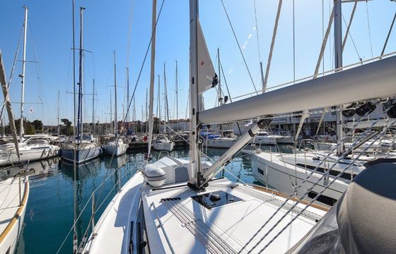 Bavaria C38 Sea Cloud