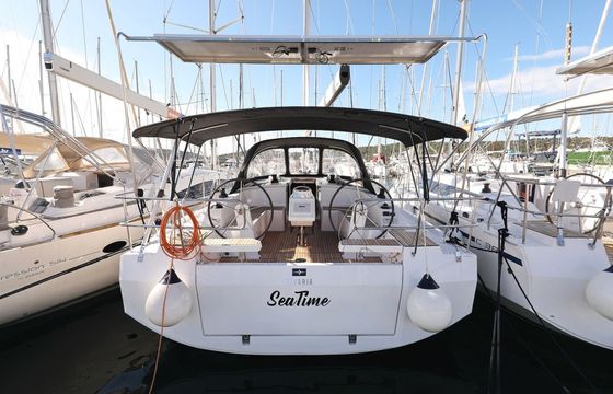 Bavaria C42 SeaTime