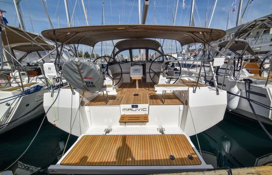 Bavaria C42 Mauvic