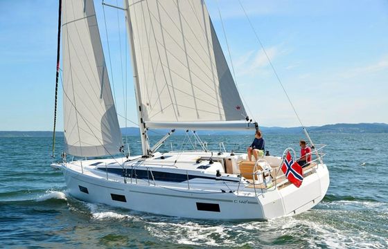 Bavaria C42 Abbie