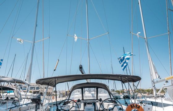Bavaria C42 Avra