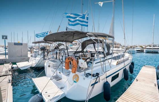 Bavaria C42 Avra