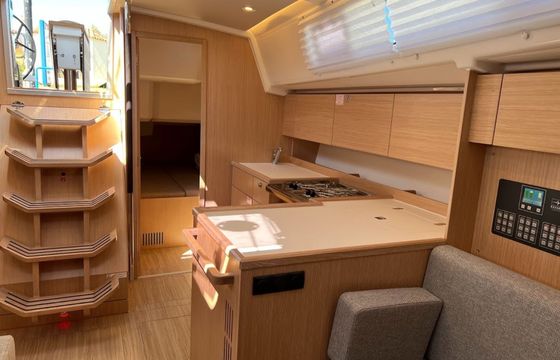 Bavaria C42 Sofia