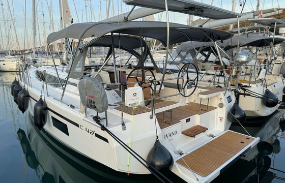 Bavaria C42 Ivana
