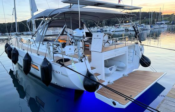 Bavaria C57 Mina