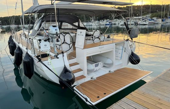 Bavaria C57 Mina