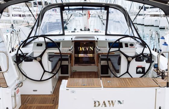 Bavaria C45 Dawn