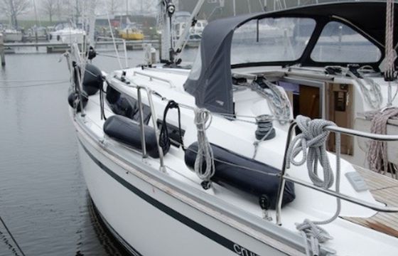 Bavaria Cruiser 33 Aqua