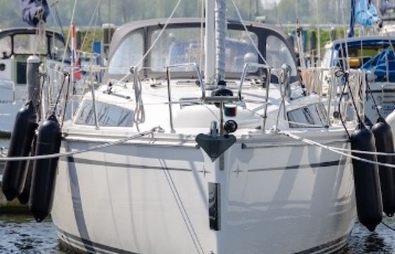 Bavaria Cruiser 33 Aqua