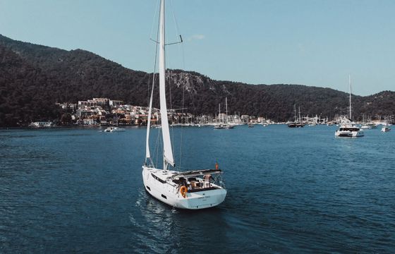 Bavaria C45 Santa Cruz