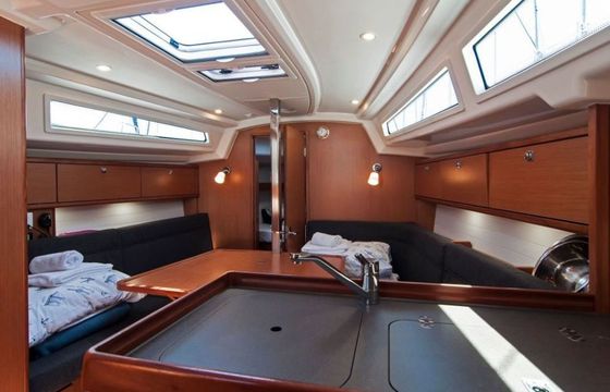 Bavaria Cruiser 34 Adria Tina