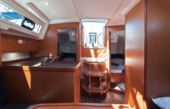 Bavaria Cruiser 34 Adria Tina